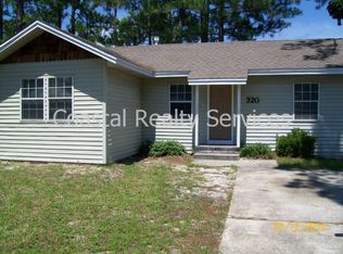 320 Michael Ct, Mary Esther, FL 32569