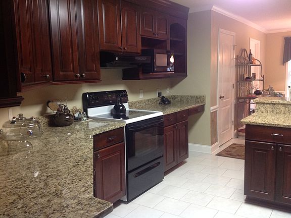 2nd image of 216 Brentwood Dr