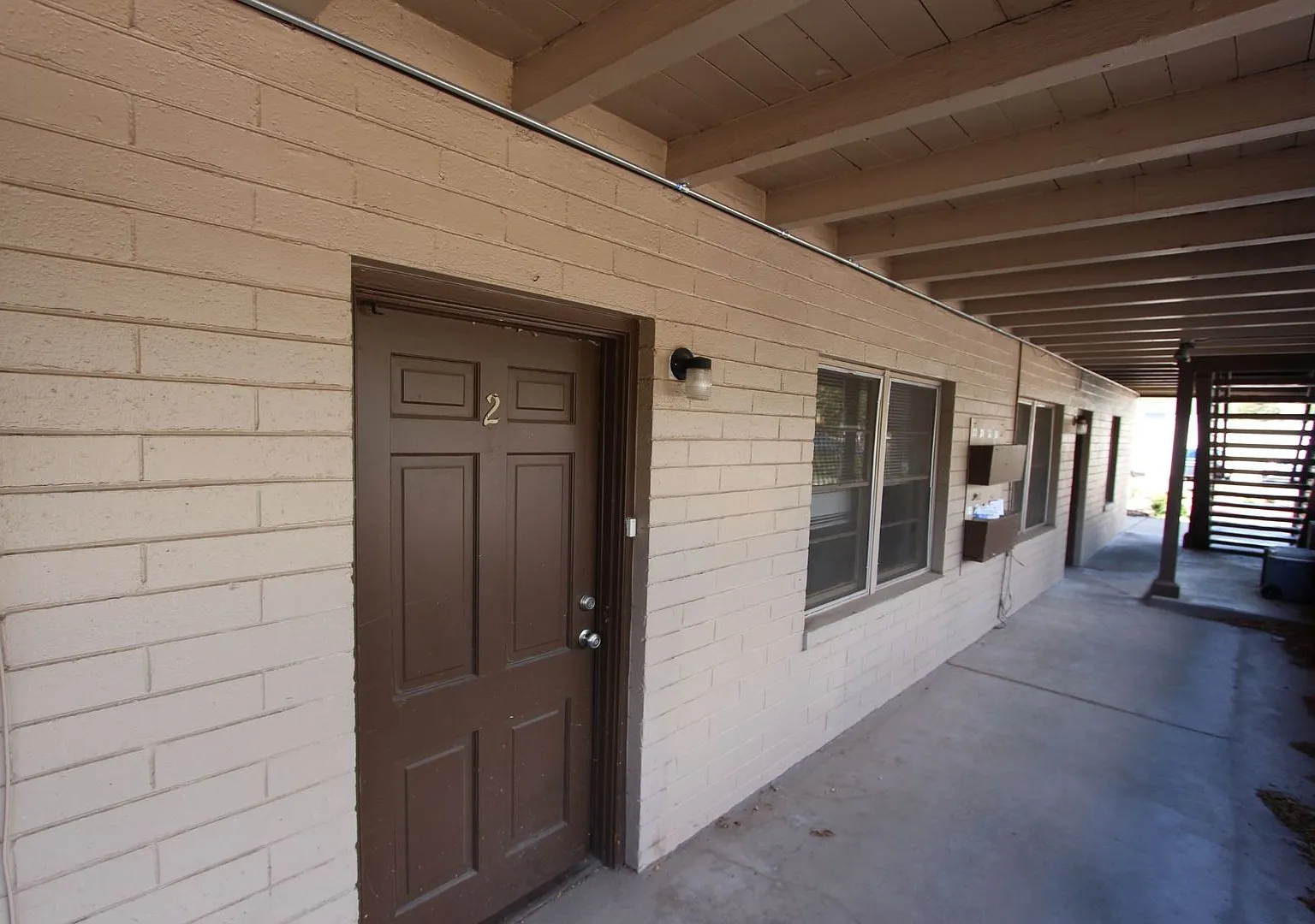 324 N San Francisco St — Photo 1
