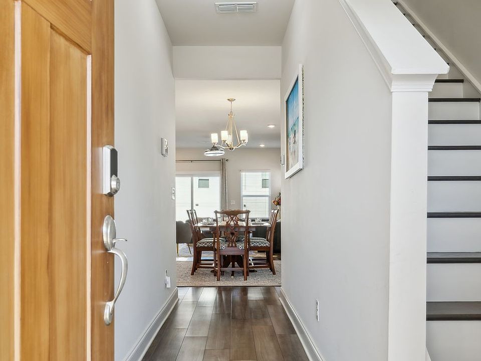 1st image of 4313 Skyridge Dr