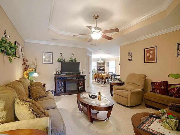 2nd image of 1115 Pineview Blvd