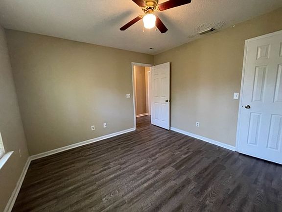 4th image of 345 E Main St APT 5