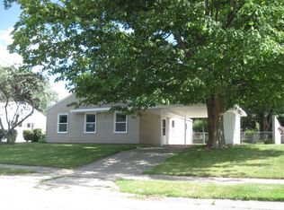 1218 Byron Dr, South Bend, IN