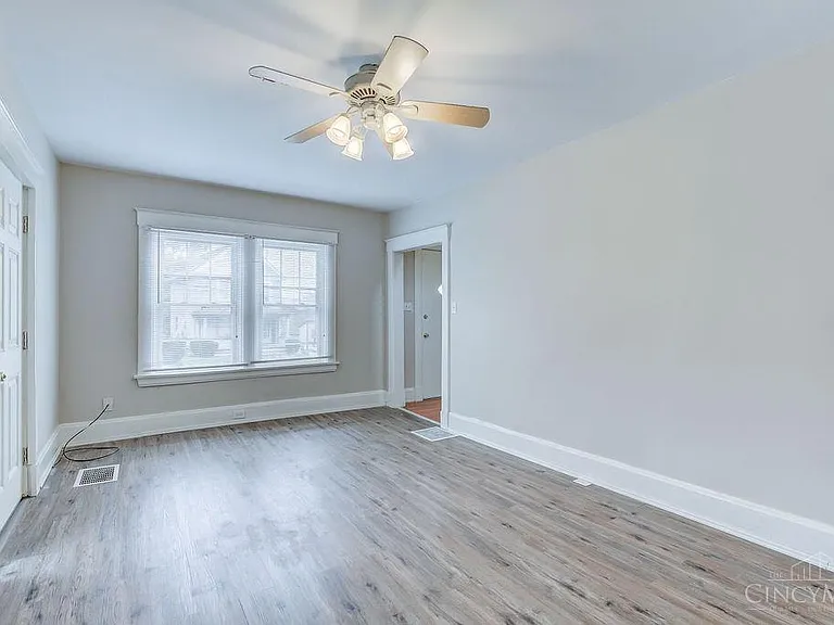 3167 Auten Ave — Photo 4