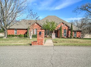 2212 Shiloh Ter, Edmond, OK 73034