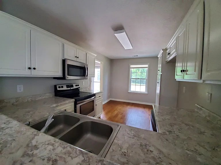 198 Buckhaven Way — Photo 10