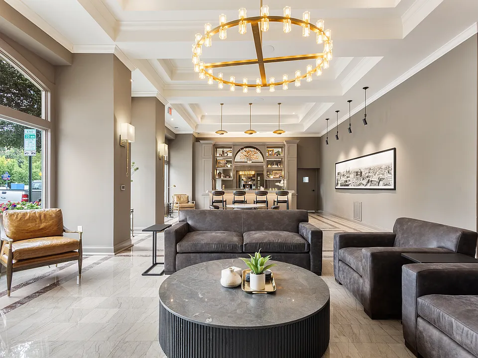 Blacherne At Vermont Place