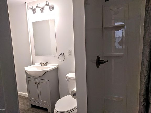 5th image of 423A E 3rd St #A