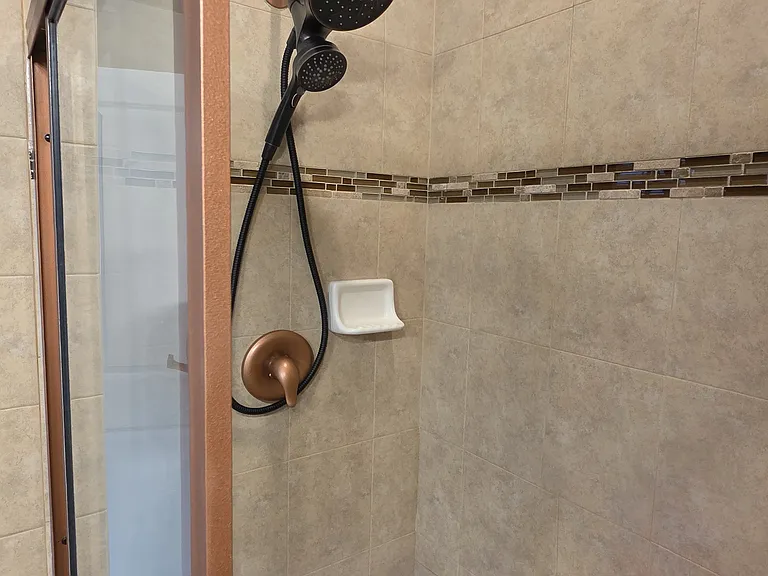 En-suite bathroom