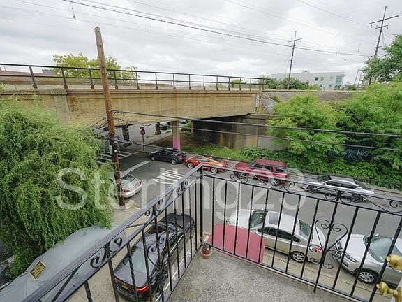 5th image of 2506 47th St APT 3B