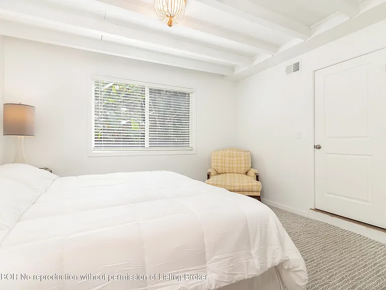 240 Almeria Rd — Photo 15