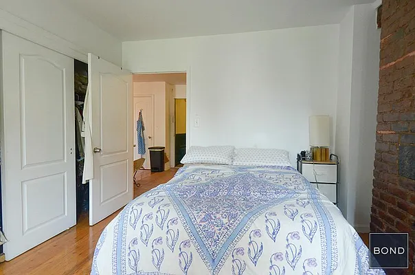 Rented by Bond New York | media 40