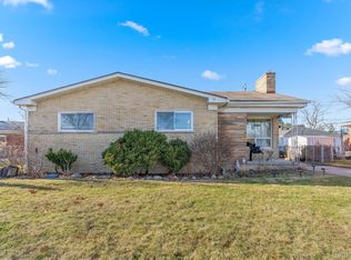 20650 Crestmont Ln, Dearborn Heights, MI 48127