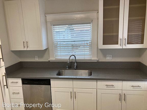 4th image of 444 W 4th St #9511024