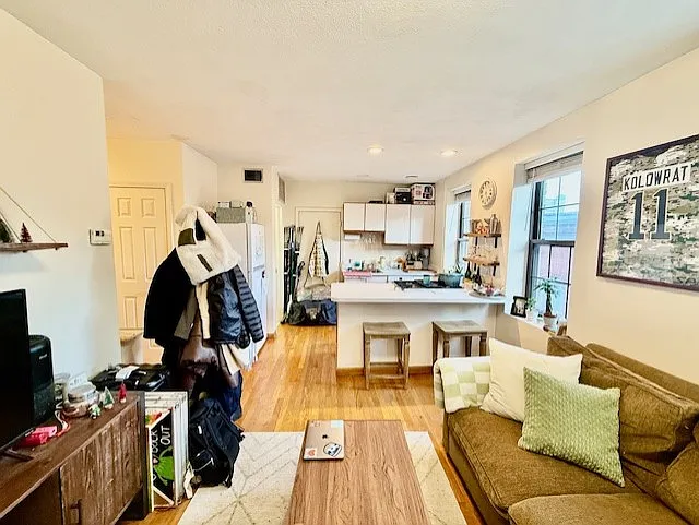 Building Photo - 2A Baldwin Pl #7