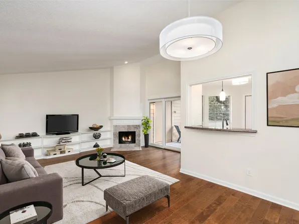 14277 Preston Rd APT 421, Dallas, TX 75254