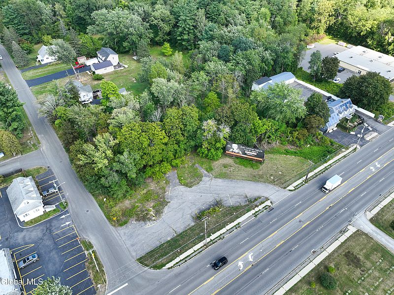 3rd image of 2167 Central Avenue
