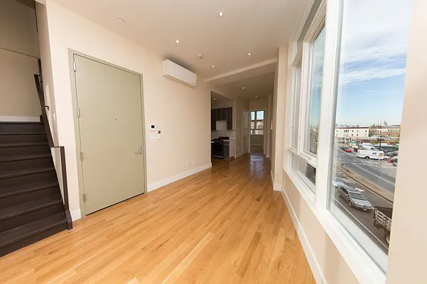 Rented by Real Team Brokerage | media 52