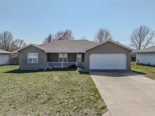 1328 Nathaniel Dr, Lebanon, MO 65536