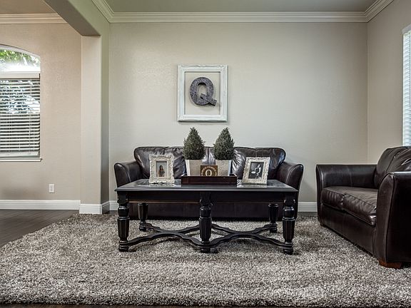 4th image of 4109 Bladon Ct