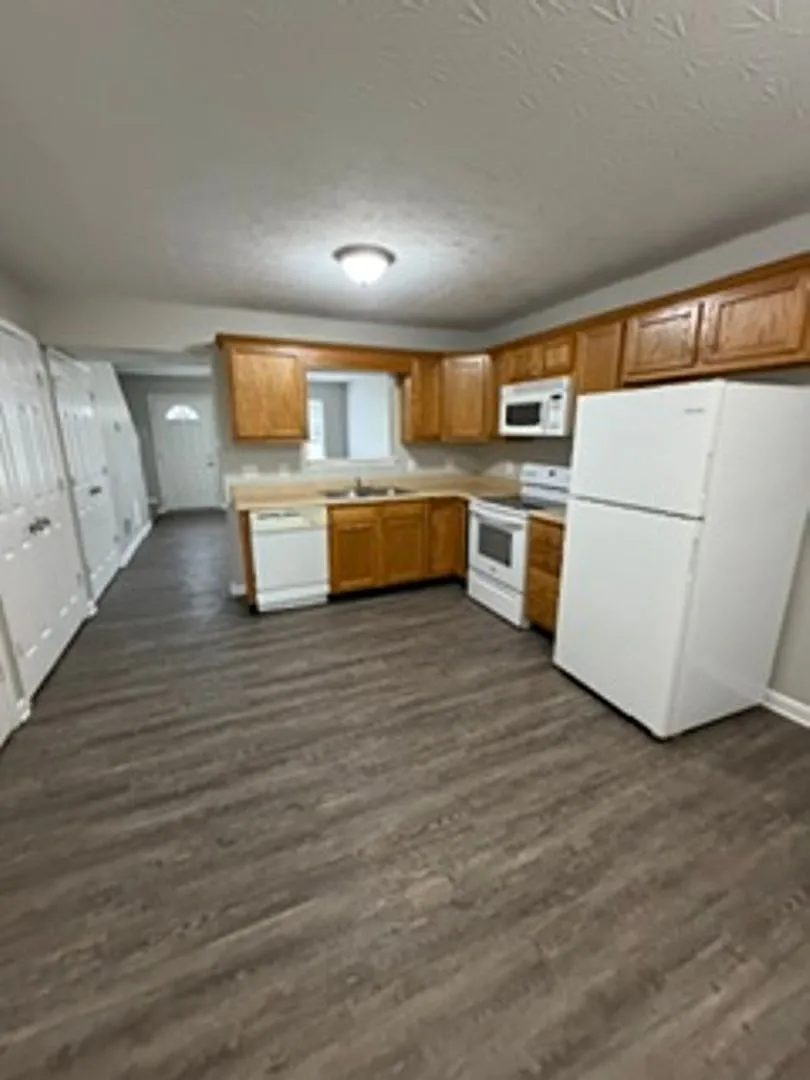 1021 Brooklyn Boulevard — Photo 3