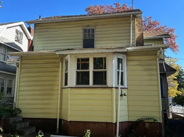 15 Parkview Ter, Newark City, NJ 07112