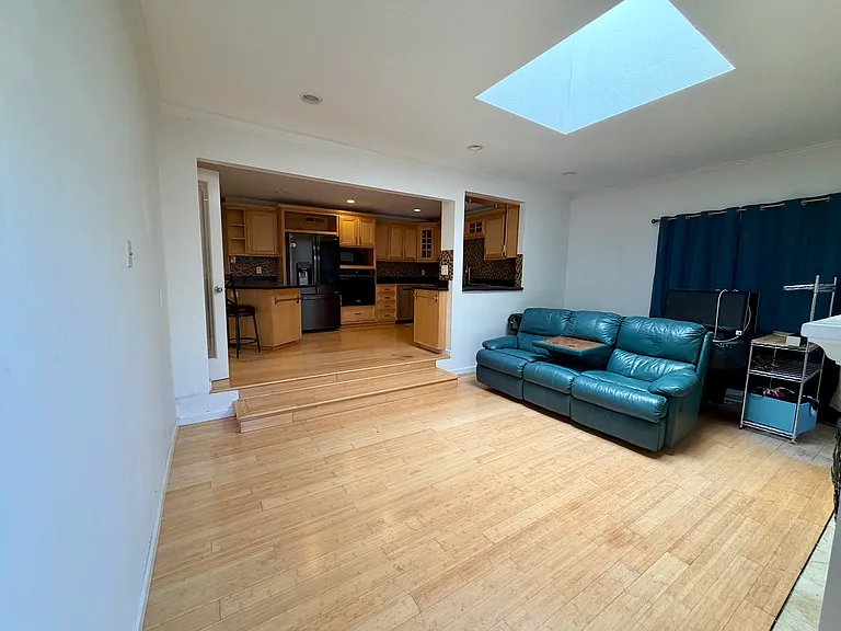 395 Calero Ave — Photo 35