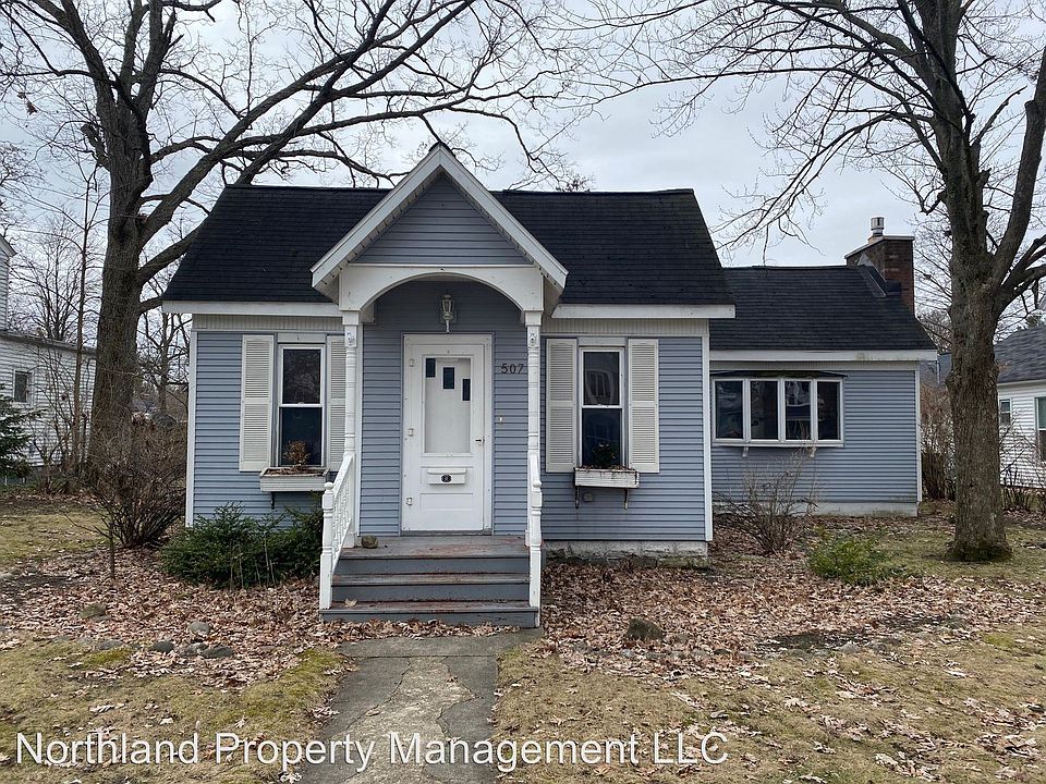 1st image of 507 7th St