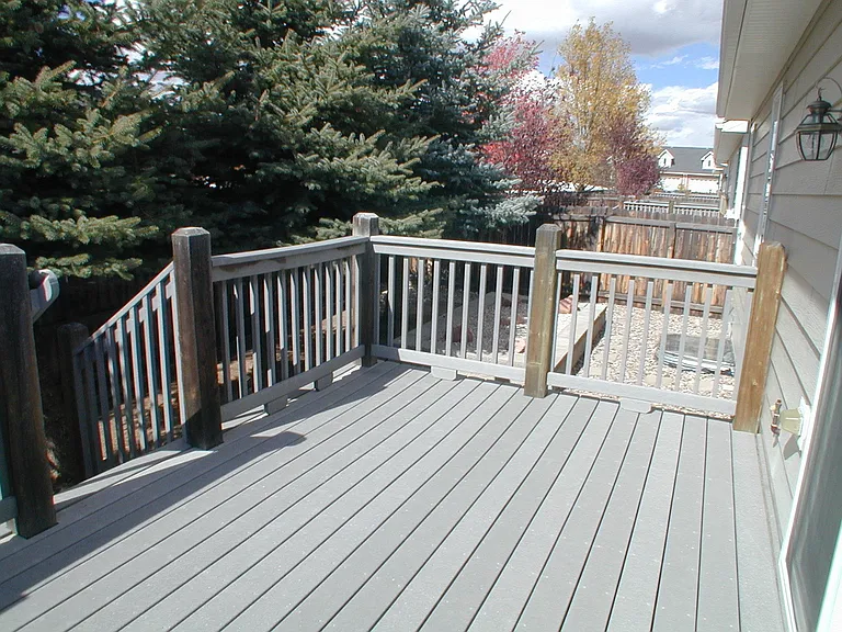 400 Sterling Dr — Photo 9