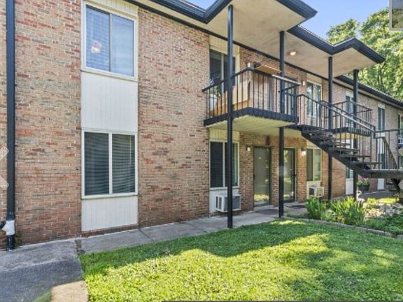 3rd image of 2601 Hillsboro Pike APT E6