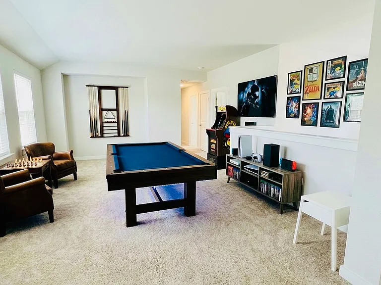 8000 Prairie Rye Dr — Photo 27