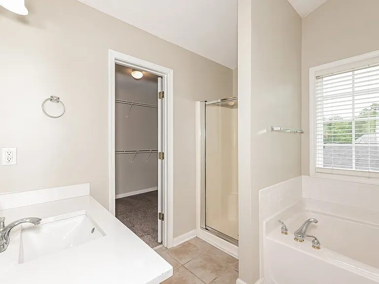 2083 Reserve Pkwy — Photo 12