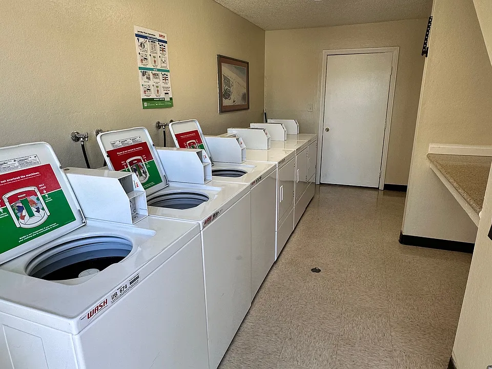 Onsite Clothes Care Facility open 24/7 to residents.