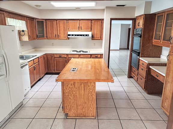 5th image of 617 Mariner Way