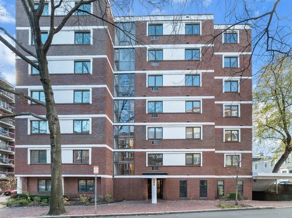 284 Harvard St APT 75, Cambridge, MA 02139
