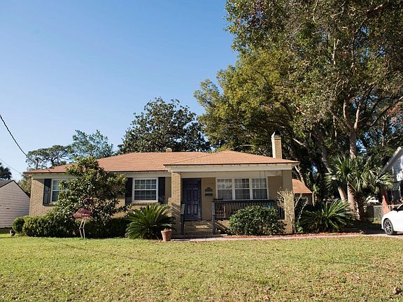 2nd image of 4524 Rosewood Ave