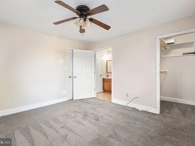 621 Wolfe St #A — Photo 16