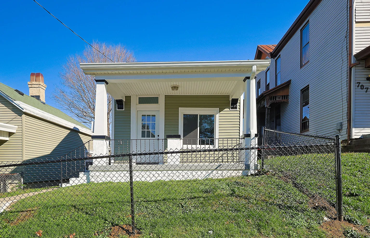 705 Vine St photo 1