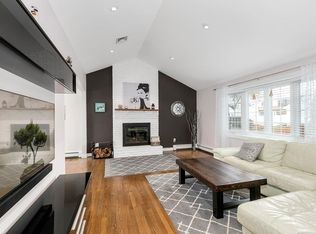 21 Summit Rd, Stoneham, MA 02180