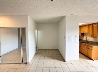 810MA, Santa Ana, CA 92701