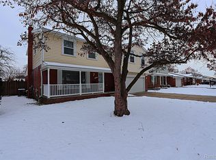 14158 Hubbard St, Livonia, MI 48154
