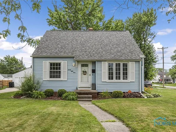 3051 Winston Blvd, Toledo, OH 43614