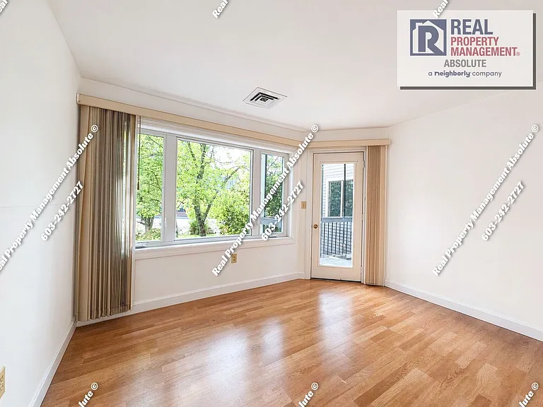 110 Coliseum Ave #108 — Photo 19