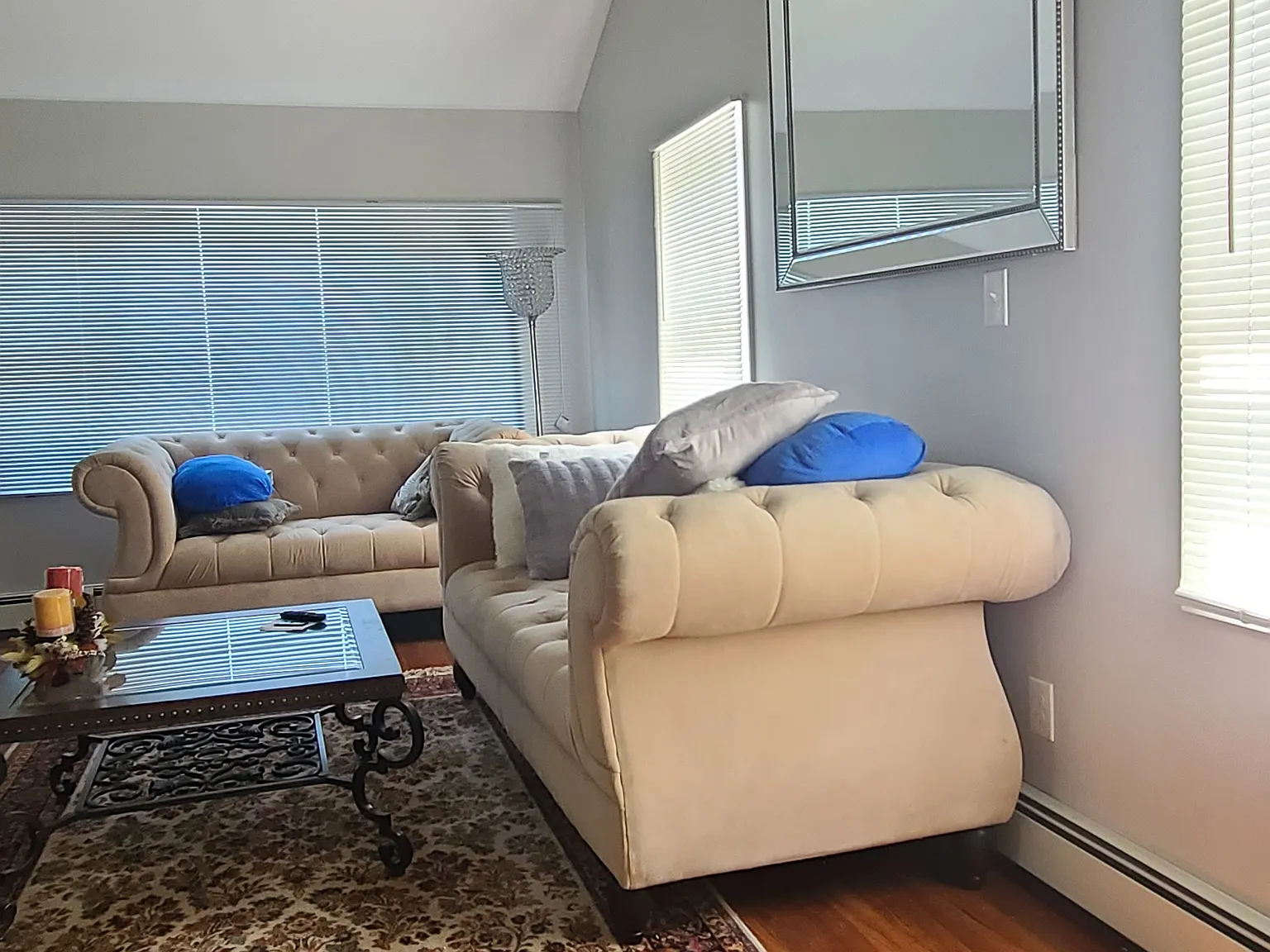 3 bed, 950 sqft, $6,000 — Photo 3
