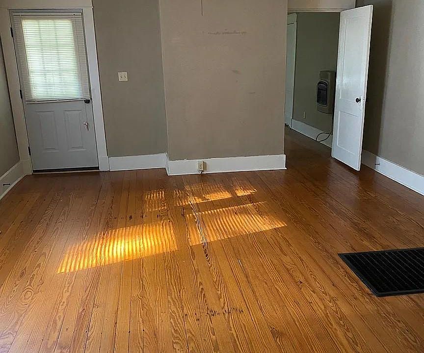 1st image of 3691 Carnes Ave