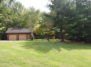 2310 Schenk Rd, Evansville, IN 47720