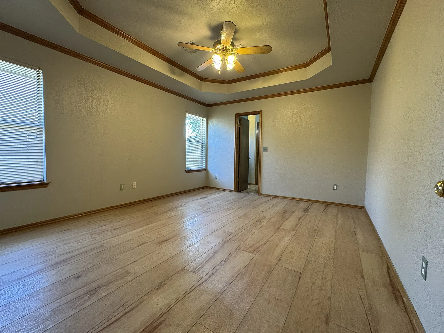 3 bed, 1529 sqft, $1,700 — Photo 4