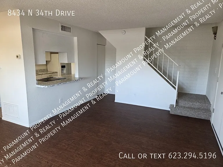 8434 N 34th Dr — Photo 4