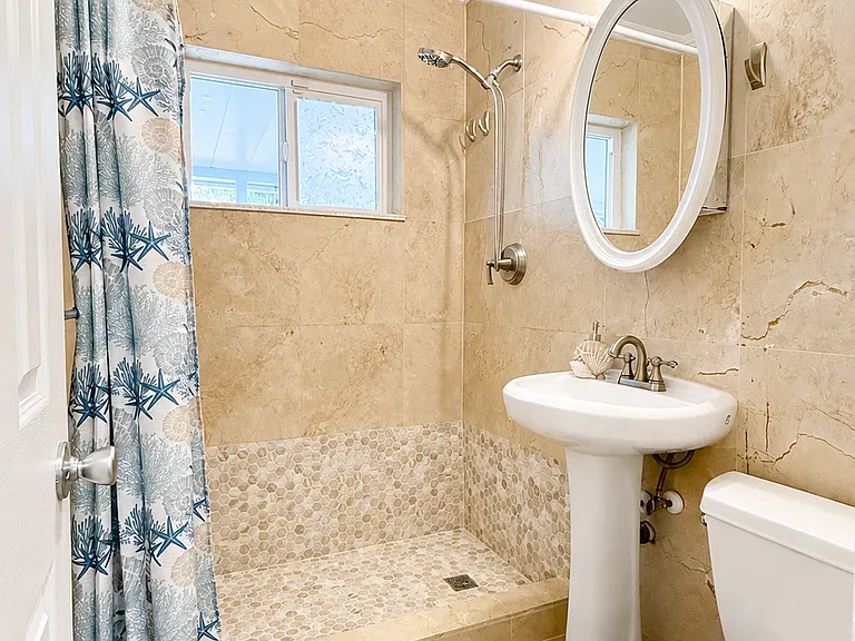 1413 SW 23rd Ave #2 — Photo 30