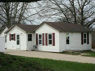 211 W 4th Ave, Indianola, IA 50125